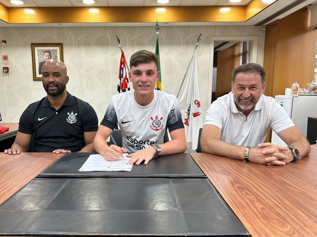 image-1024x767 Corinthians prorroga contrato de Bidon e nova multa de R$100MI